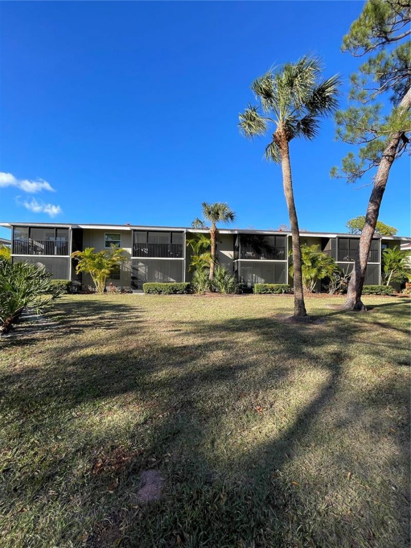 918 La Costa Circle, Unit 3, Sarasota, FL 34237 Photo