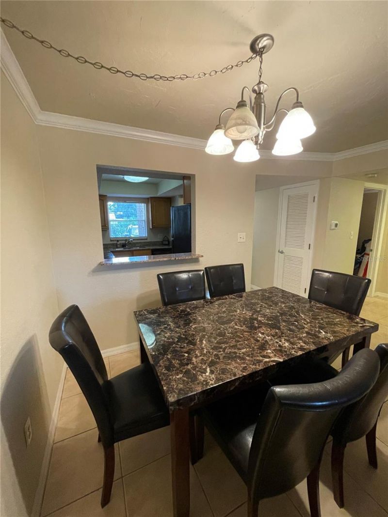 918 La Costa Circle, Unit 3, Sarasota, FL 34237 Photo