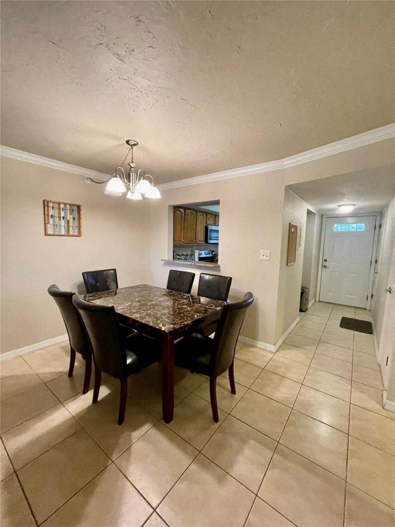 918 La Costa Circle, Unit 3, Sarasota, FL 34237 Photo