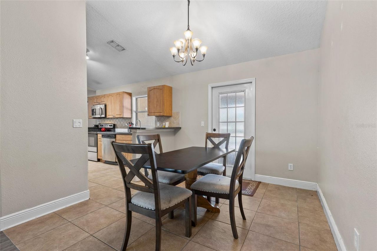 5290 Seminole Avenue , De Leon Springs, FL 32130 Photo