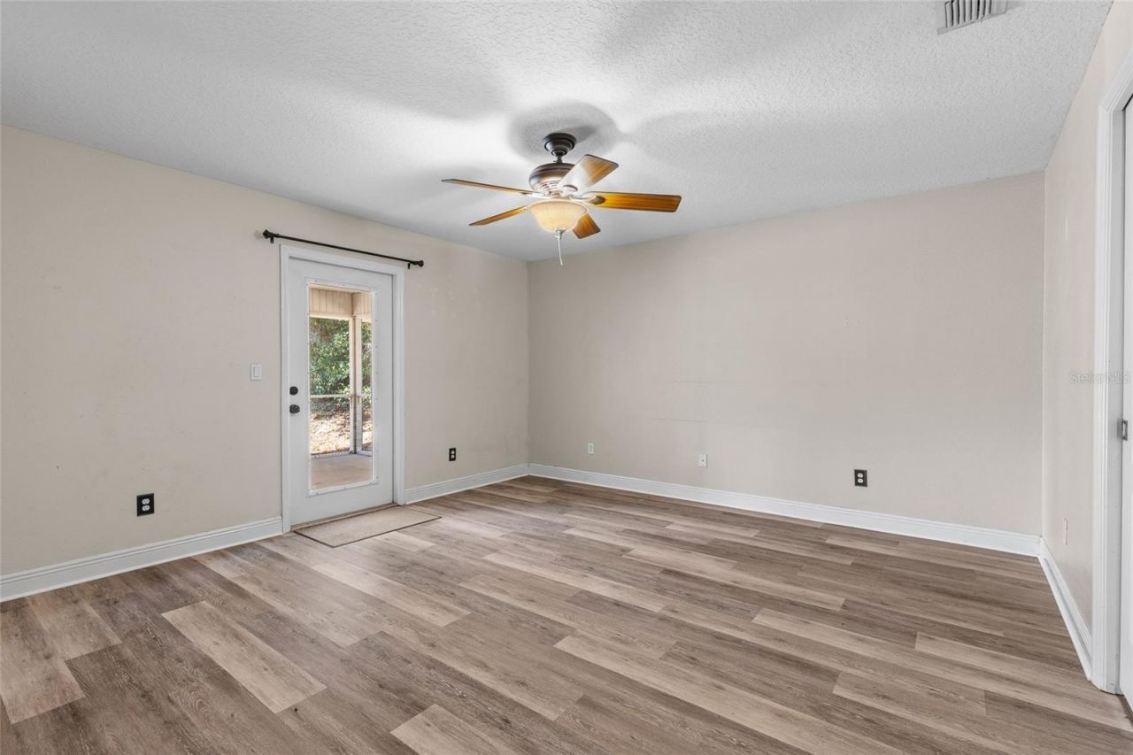 5290 Seminole Avenue , De Leon Springs, FL 32130 Photo