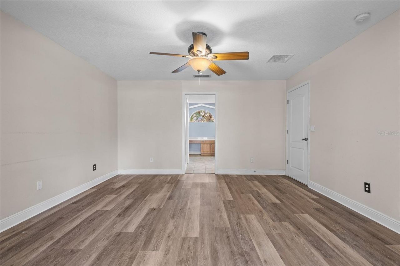 5290 Seminole Avenue , De Leon Springs, FL 32130 Photo