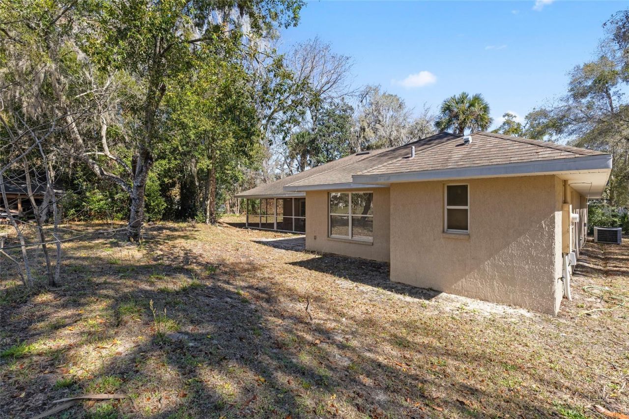 5290 Seminole Avenue , De Leon Springs, FL 32130 Photo