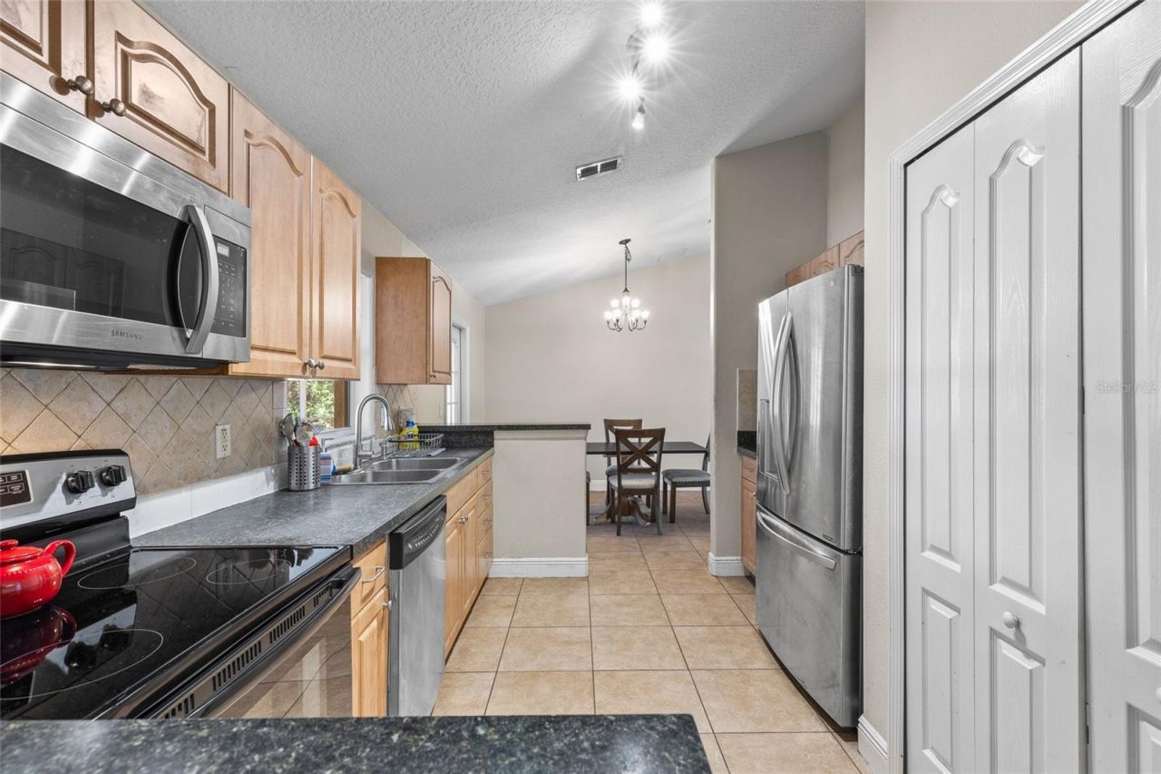 5290 Seminole Avenue , De Leon Springs, FL 32130 Photo