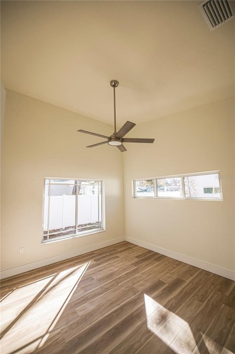 2020 14th Avenue S, Saint Petersburg, FL 33712 Photo