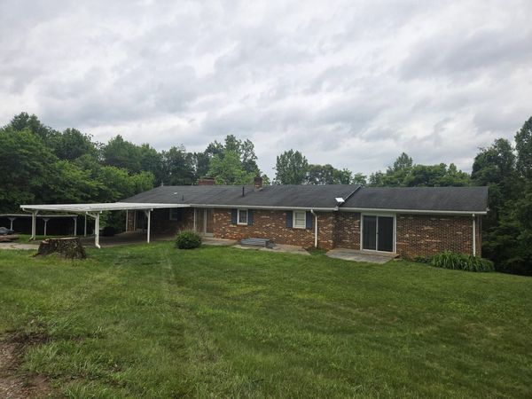552 Antioch RD , Rocky Mount, VA 24151