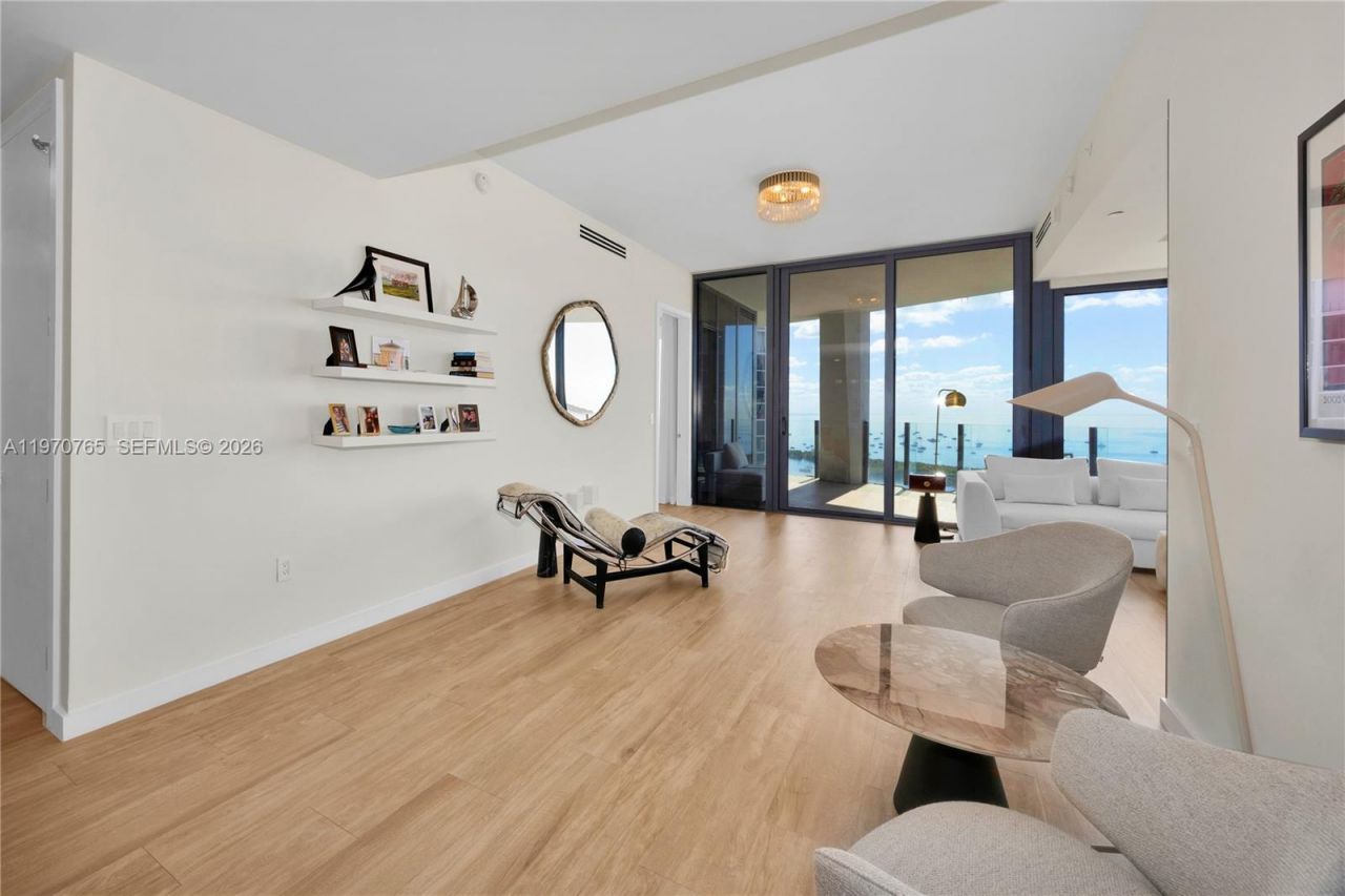 2831 S Bayshore Dr, Unit 2201, Miami, FL 33133 Photo