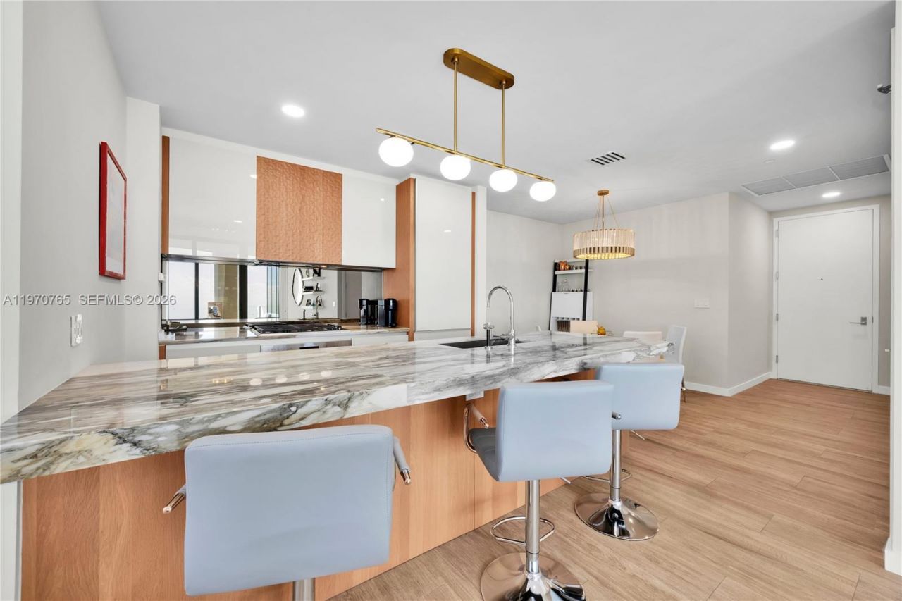 2831 S Bayshore Dr, Unit 2201, Miami, FL 33133 Photo