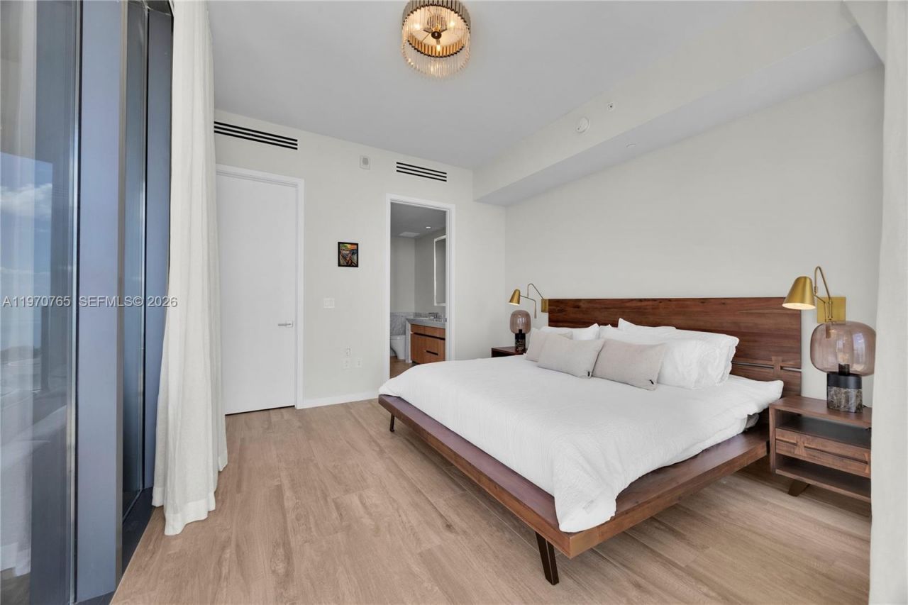 2831 S Bayshore Dr, Unit 2201, Miami, FL 33133 Photo