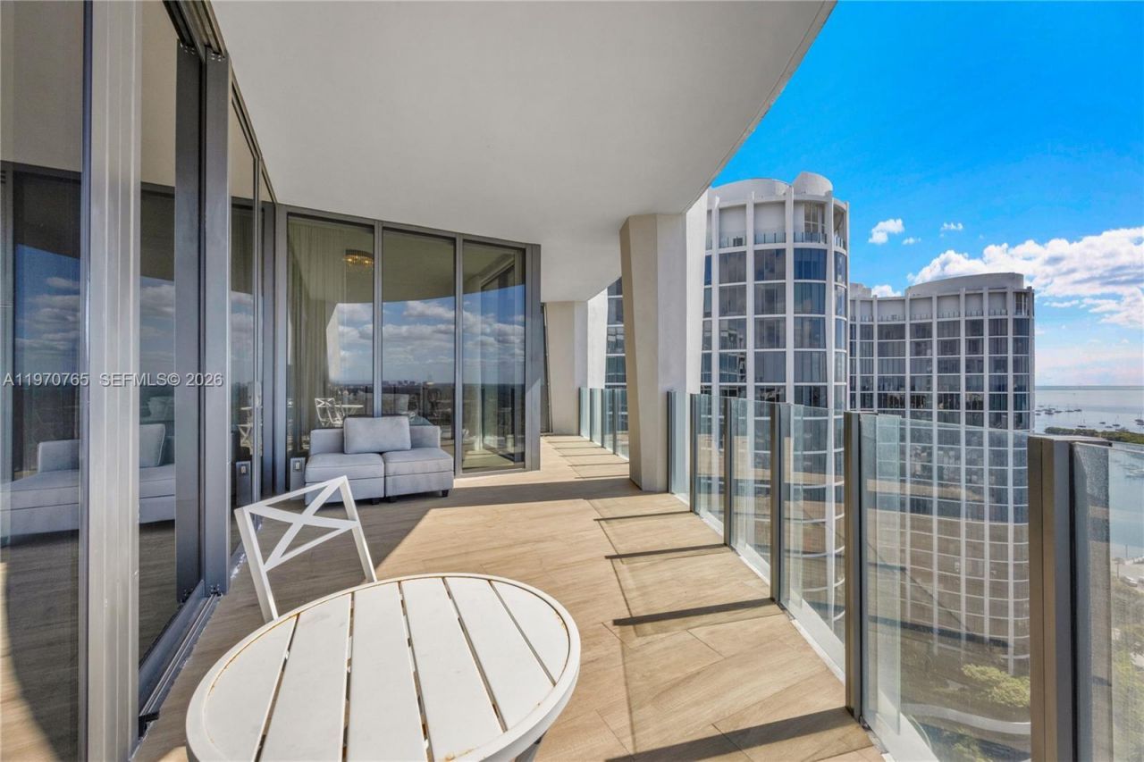 2831 S Bayshore Dr, Unit 2201, Miami, FL 33133 Photo