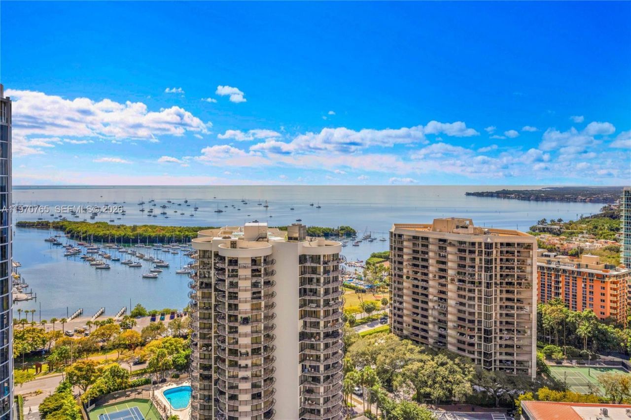 2831 S Bayshore Dr, Unit 2201, Miami, FL 33133 Photo