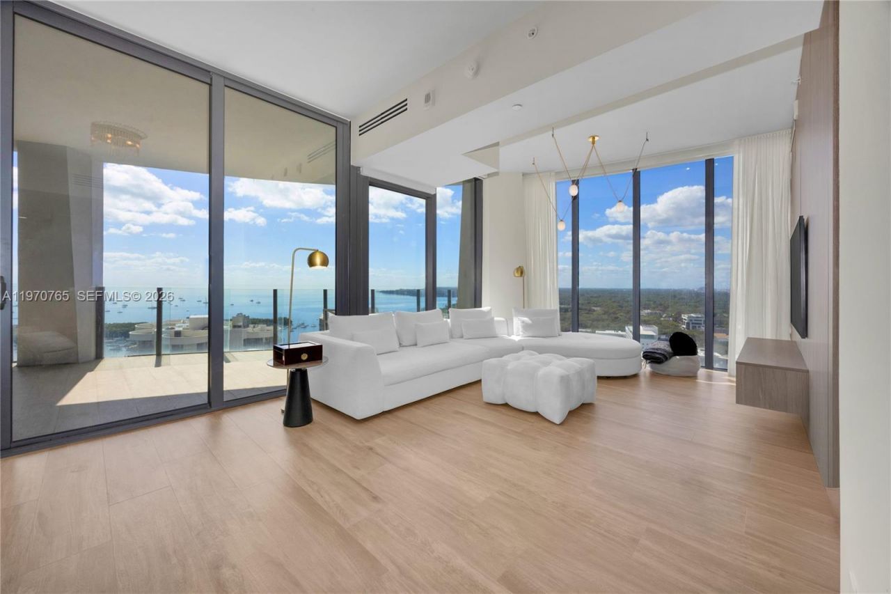 2831 S Bayshore Dr, Unit 2201, Miami, FL 33133 Photo