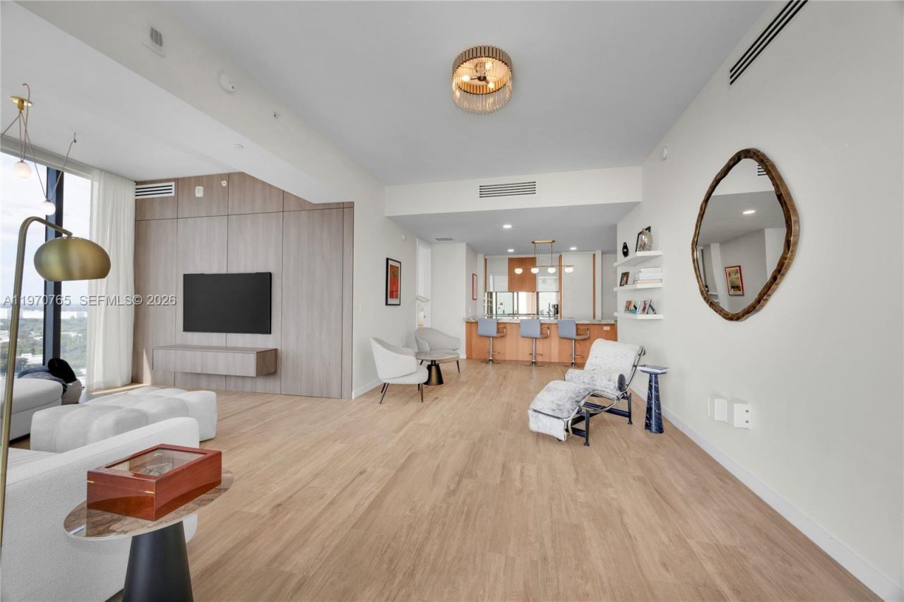 2831 S Bayshore Dr, Unit 2201, Miami, FL 33133 Photo