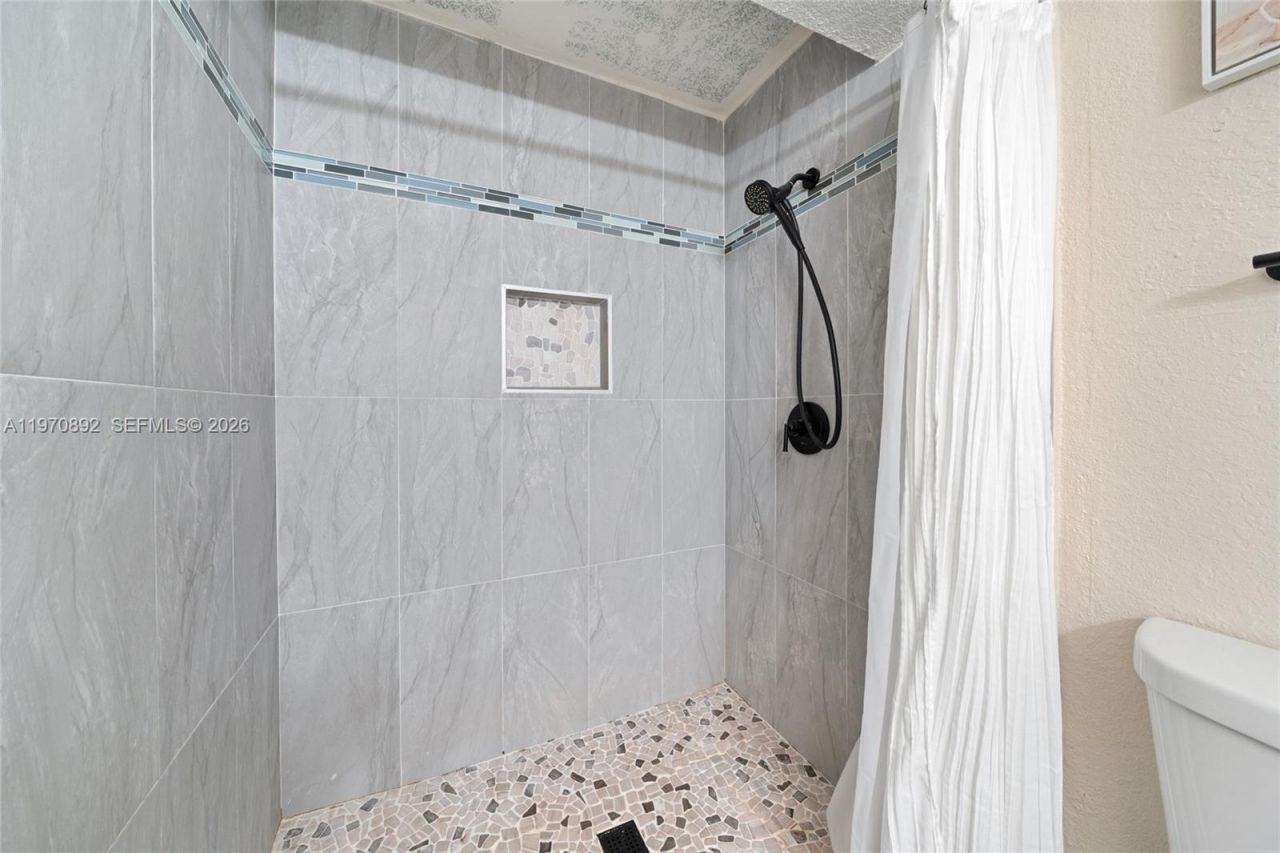 15599 SW 106th Ln, Unit 1209, Miami, FL 33196 Photo