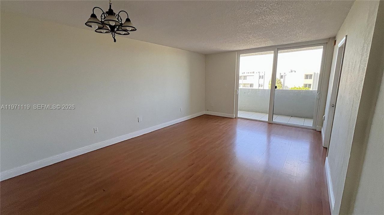 10000 NW 80th Ct, Unit 2559, Hialeah Gardens, FL 33016 Photo