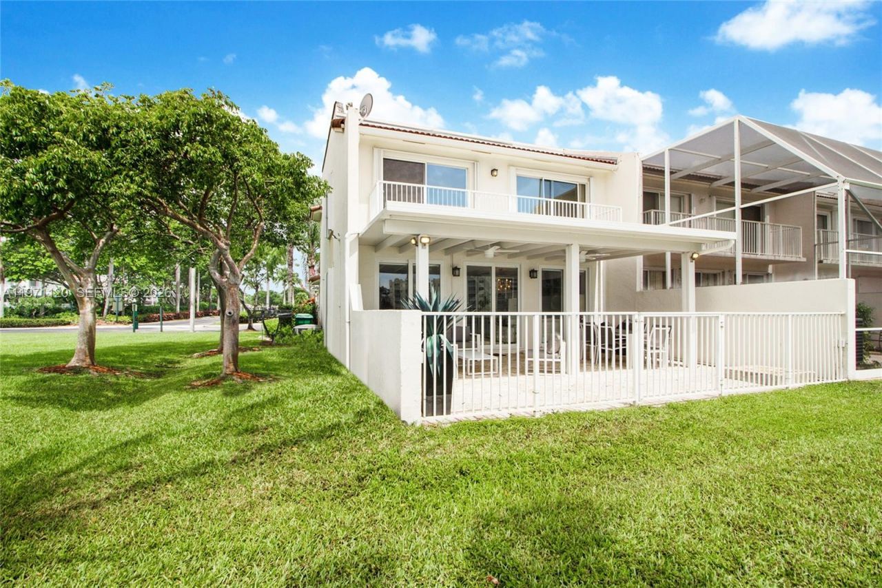 6407 NW 109th Ave , Unit 6407, Doral, FL 33178 Photo