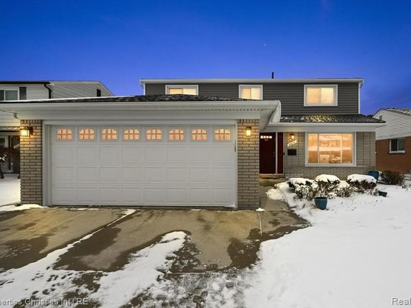 26010 Marlowe Place, Oak Park, MI 48237