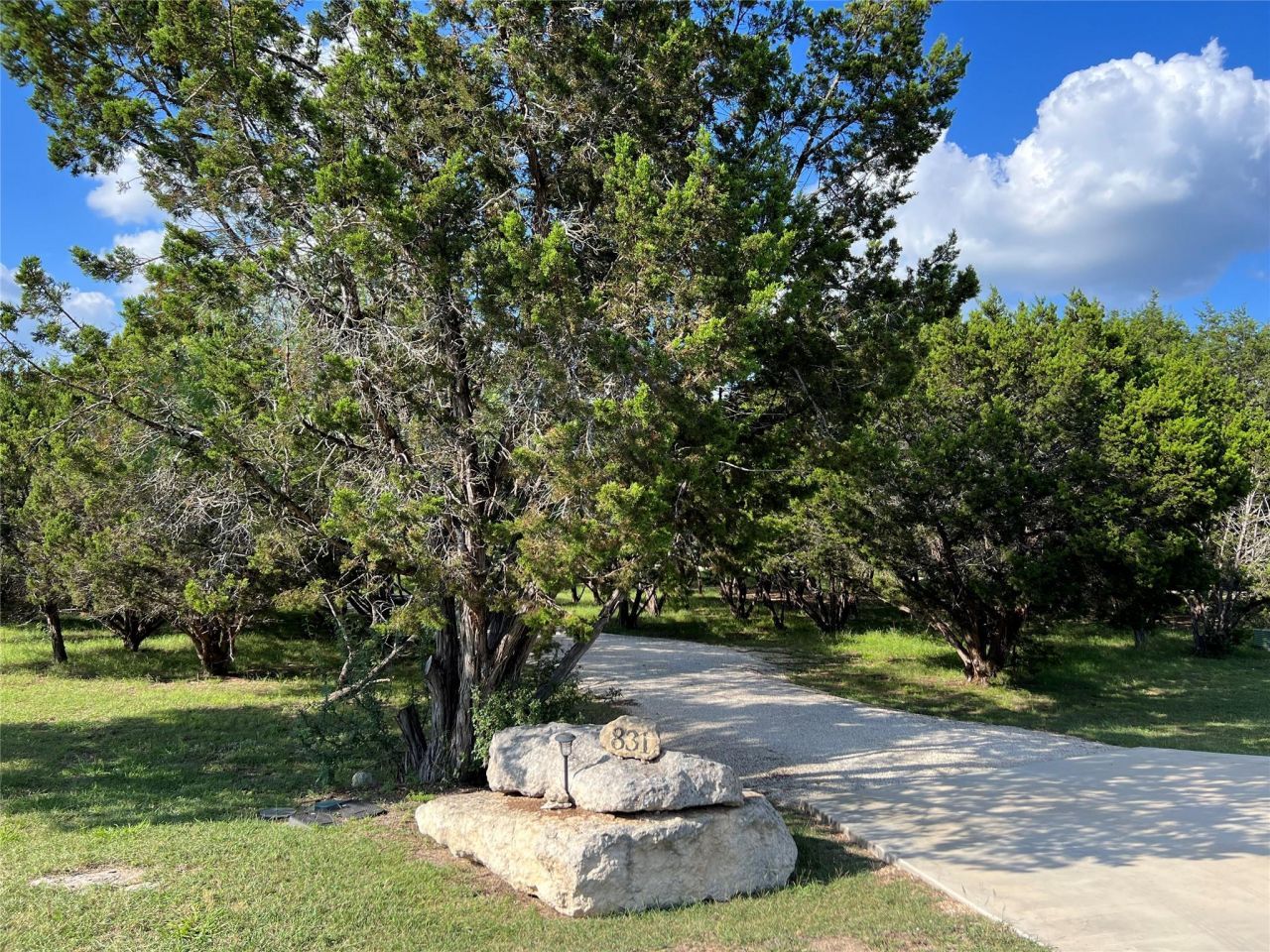 831 Southriver Rd, Wimberley, TX 78676 Main Photo