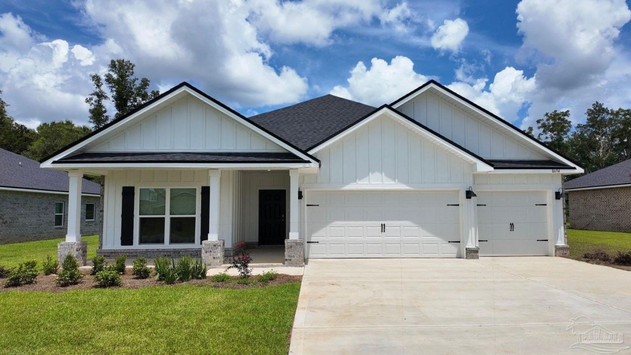 8694 Bluebell St, Milton, FL 32583 Main Photo