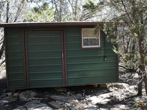 121 Agarita Drive , Spring Branch, TX 78070