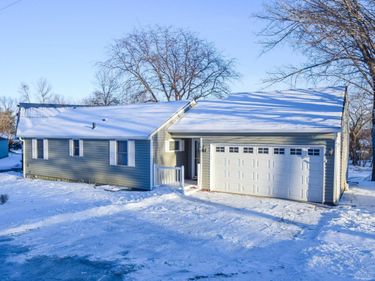 20556 Elkview Road, Richmond, MN 56368