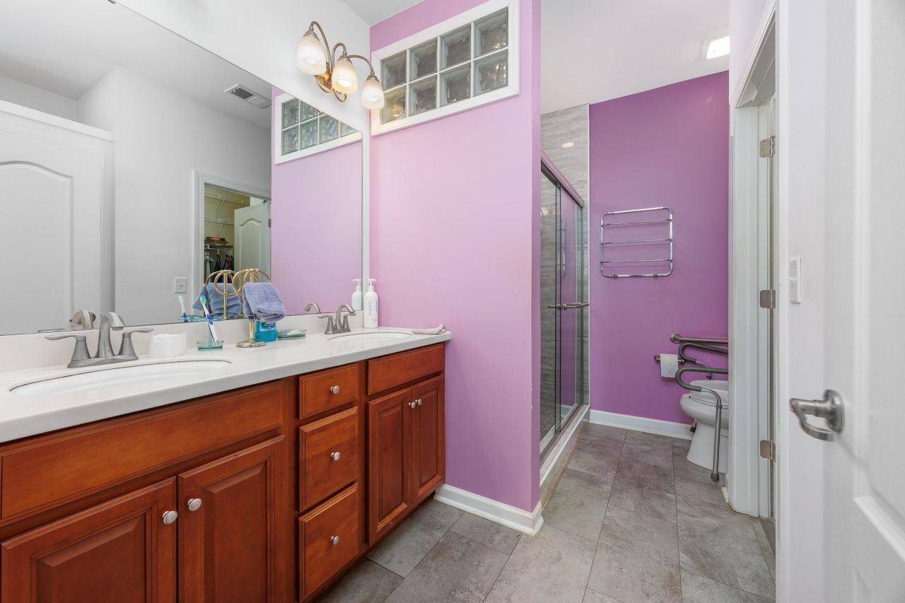 1604 Legends Ave.  Photo 16