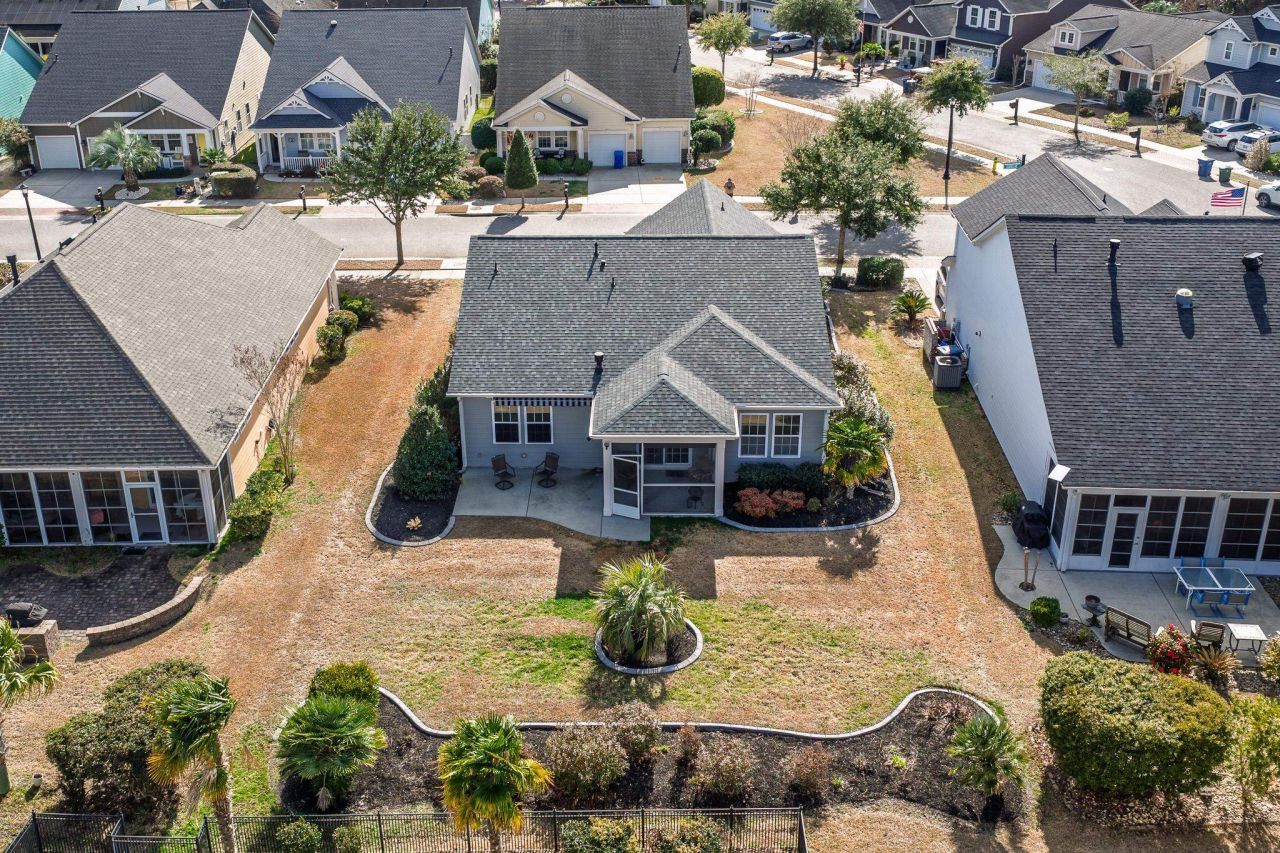 1604 Legends Ave.  Photo 31