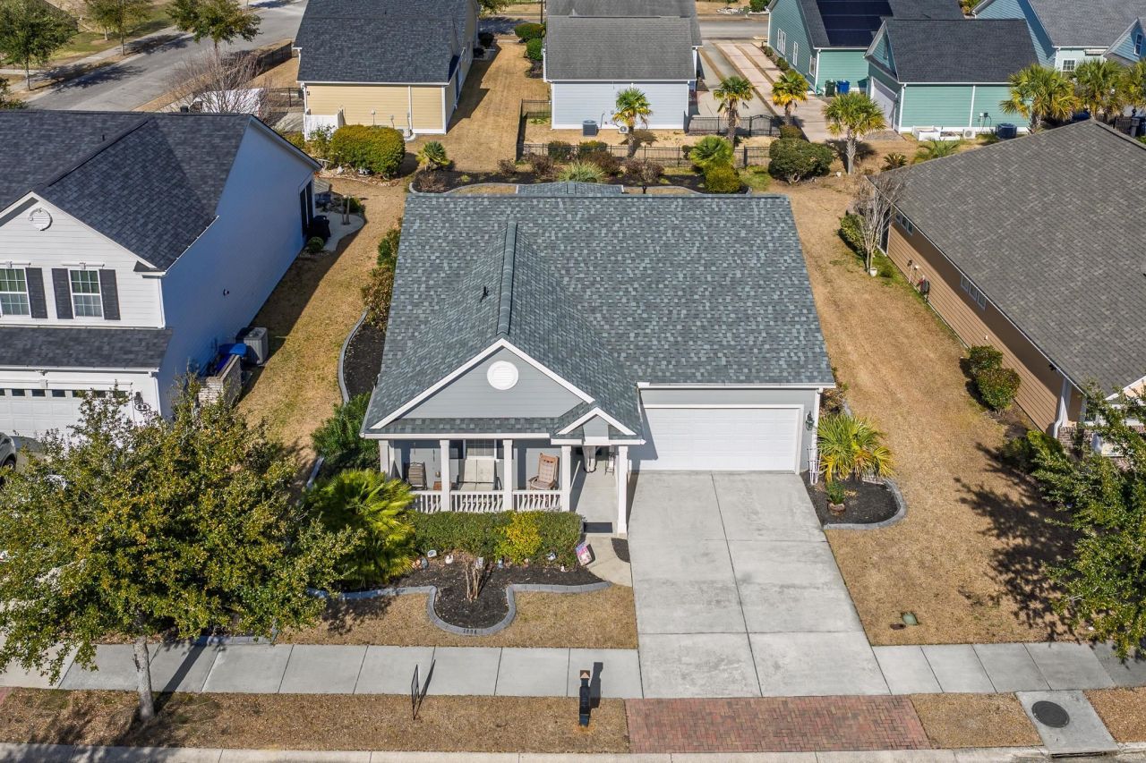 1604 Legends Ave.  Photo 32