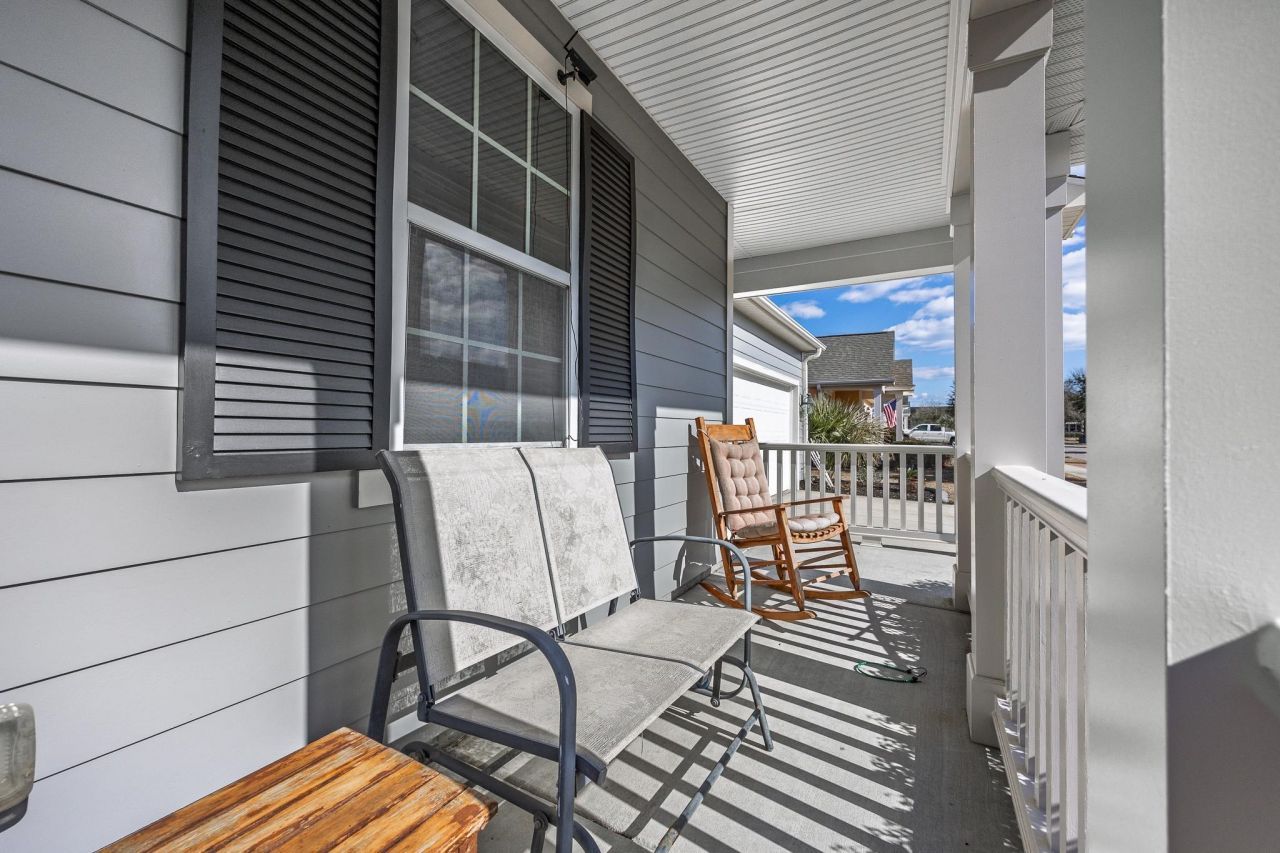 1604 Legends Ave.  Photo 33