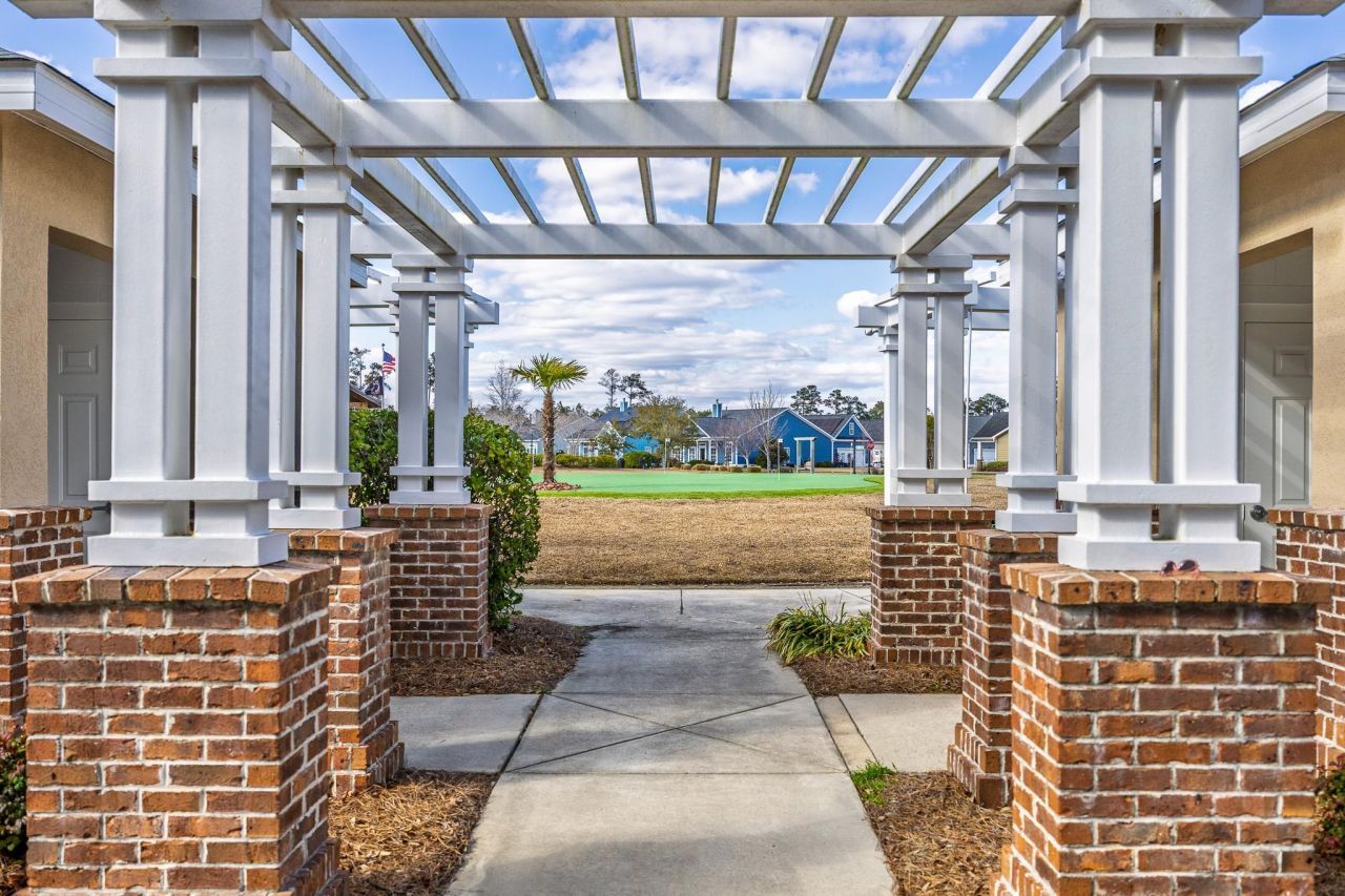 1604 Legends Ave.  Photo 48