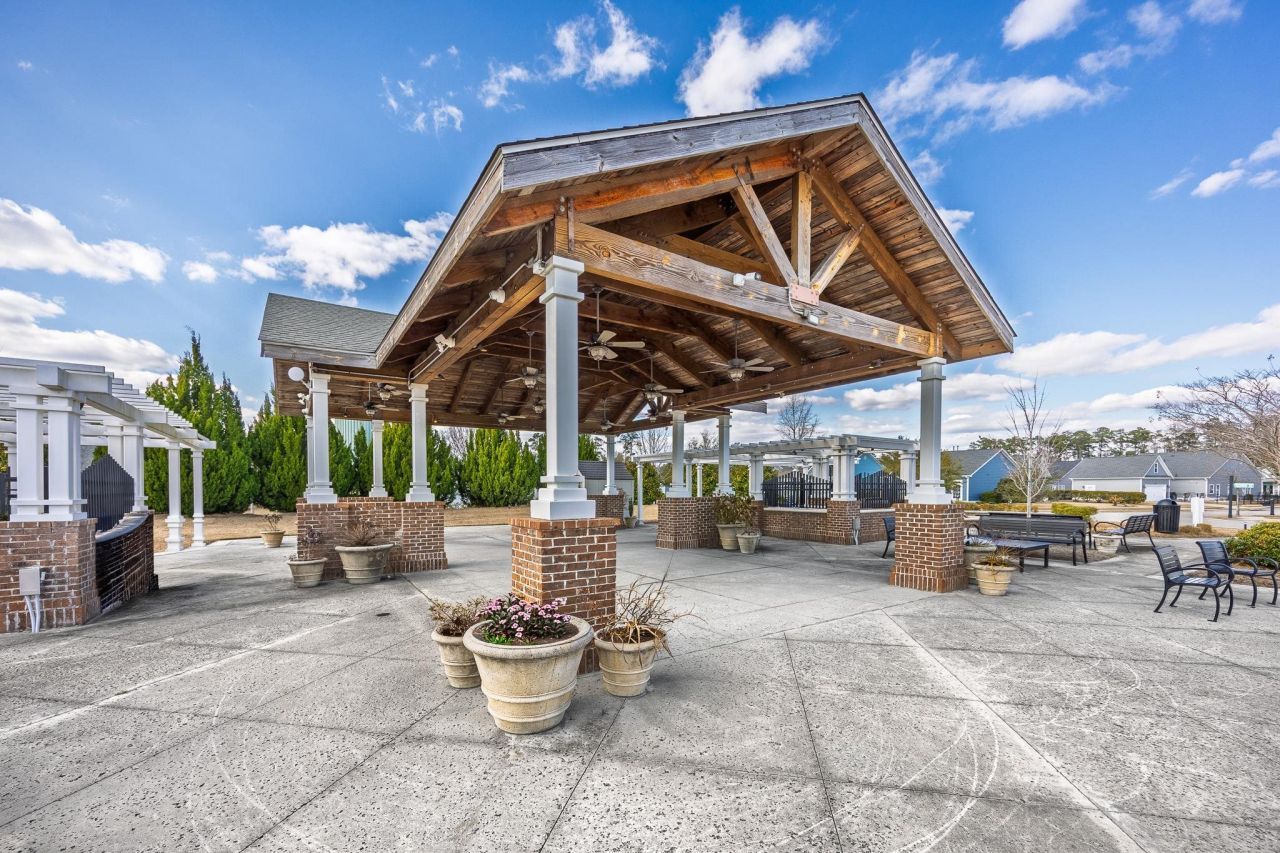 1604 Legends Ave.  Photo 51