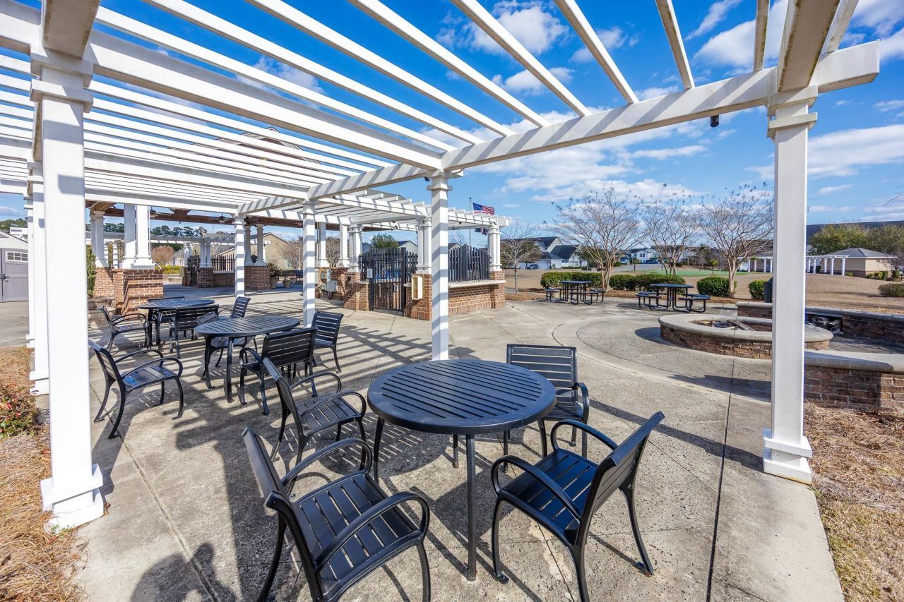 1604 Legends Ave.  Photo 58