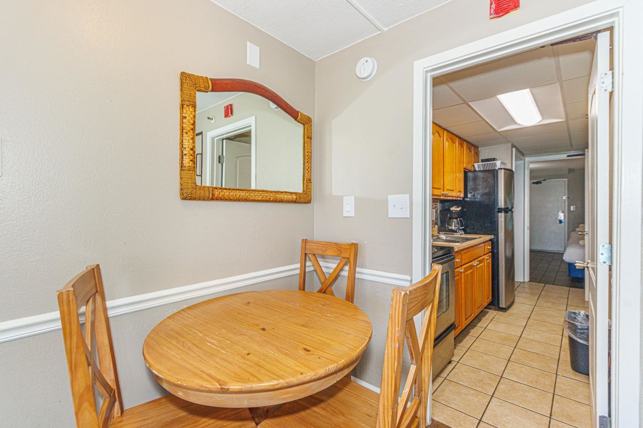 6804 N Ocean Blvd. N  Photo 16