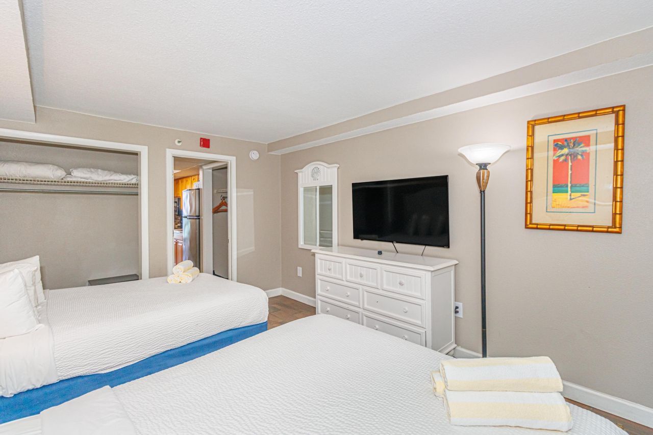 6804 N Ocean Blvd. N  Photo 21