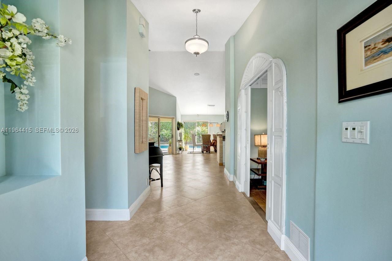 1614 Eastlake Way, Weston, FL 33326 Photo