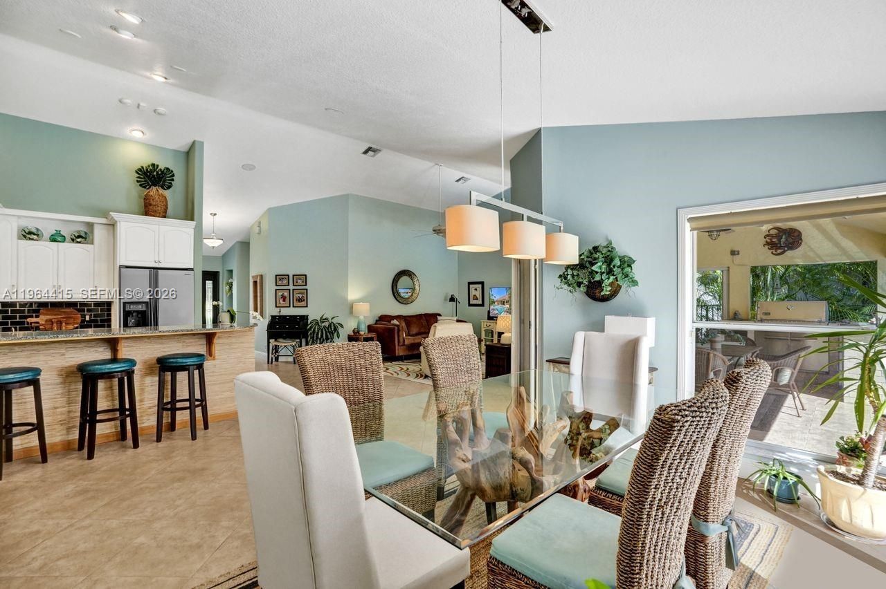 1614 Eastlake Way, Weston, FL 33326 Photo