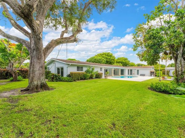 7451 SW 133rd St, Pinecrest, FL 33156