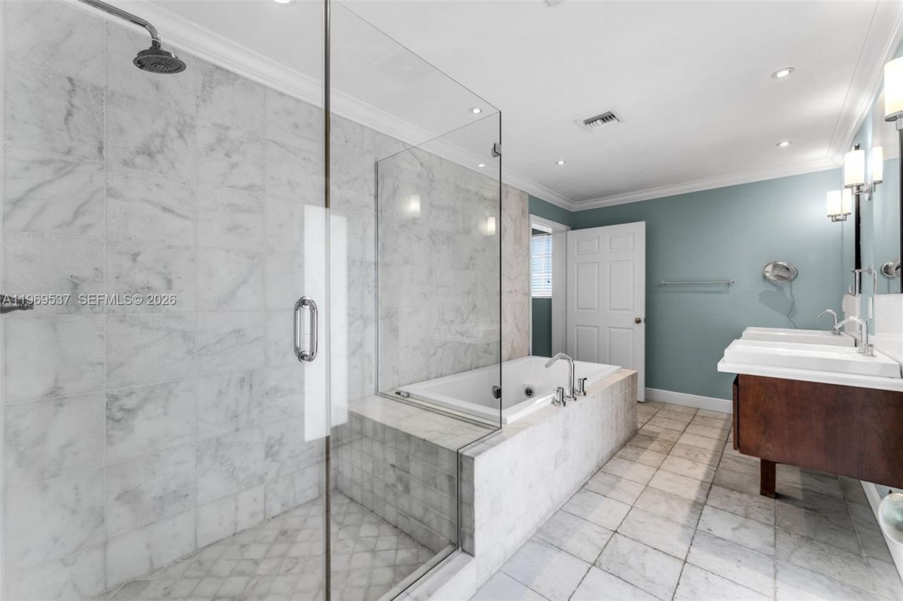 7451 SW 133rd St, Pinecrest, FL 33156 Photo