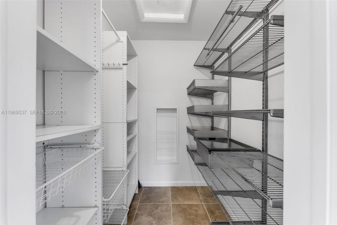 7451 SW 133rd St, Pinecrest, FL 33156 Photo