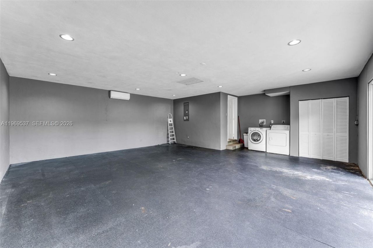 7451 SW 133rd St, Pinecrest, FL 33156 Photo