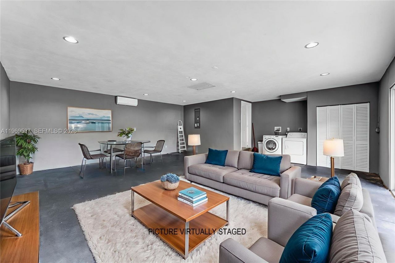 7451 SW 133rd St, Pinecrest, FL 33156 Photo