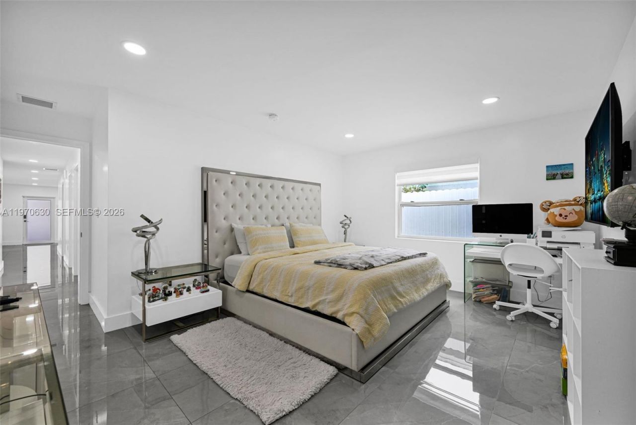 4430 NW 23rd Ave , Miami, FL 33142 Photo