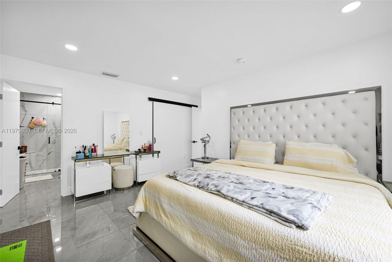 4430 NW 23rd Ave , Miami, FL 33142 Photo