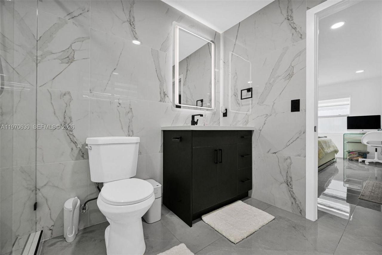 4430 NW 23rd Ave , Miami, FL 33142 Photo