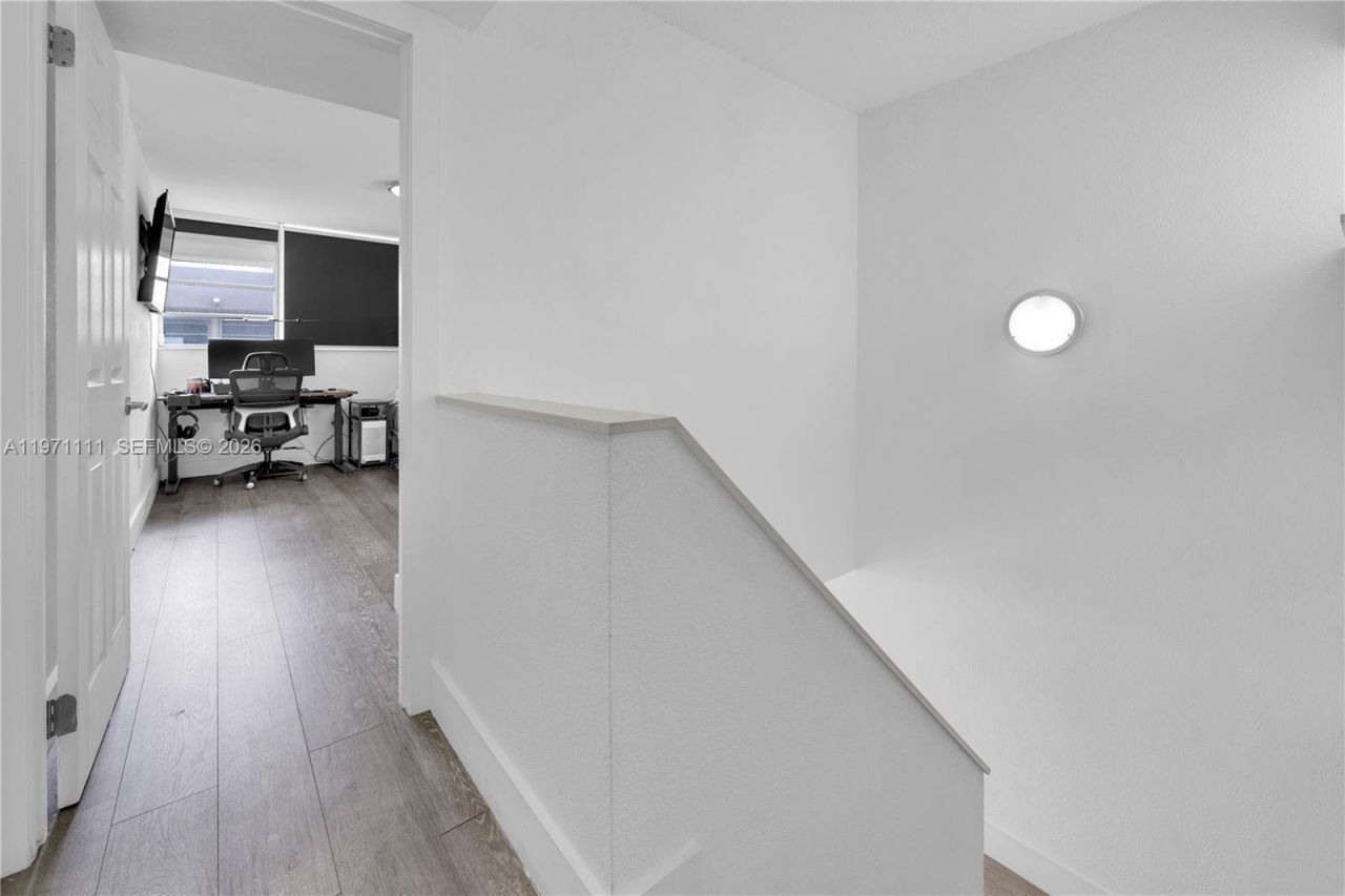 830 NW 87th Ave, Unit 406, Miami, FL 33172 Photo