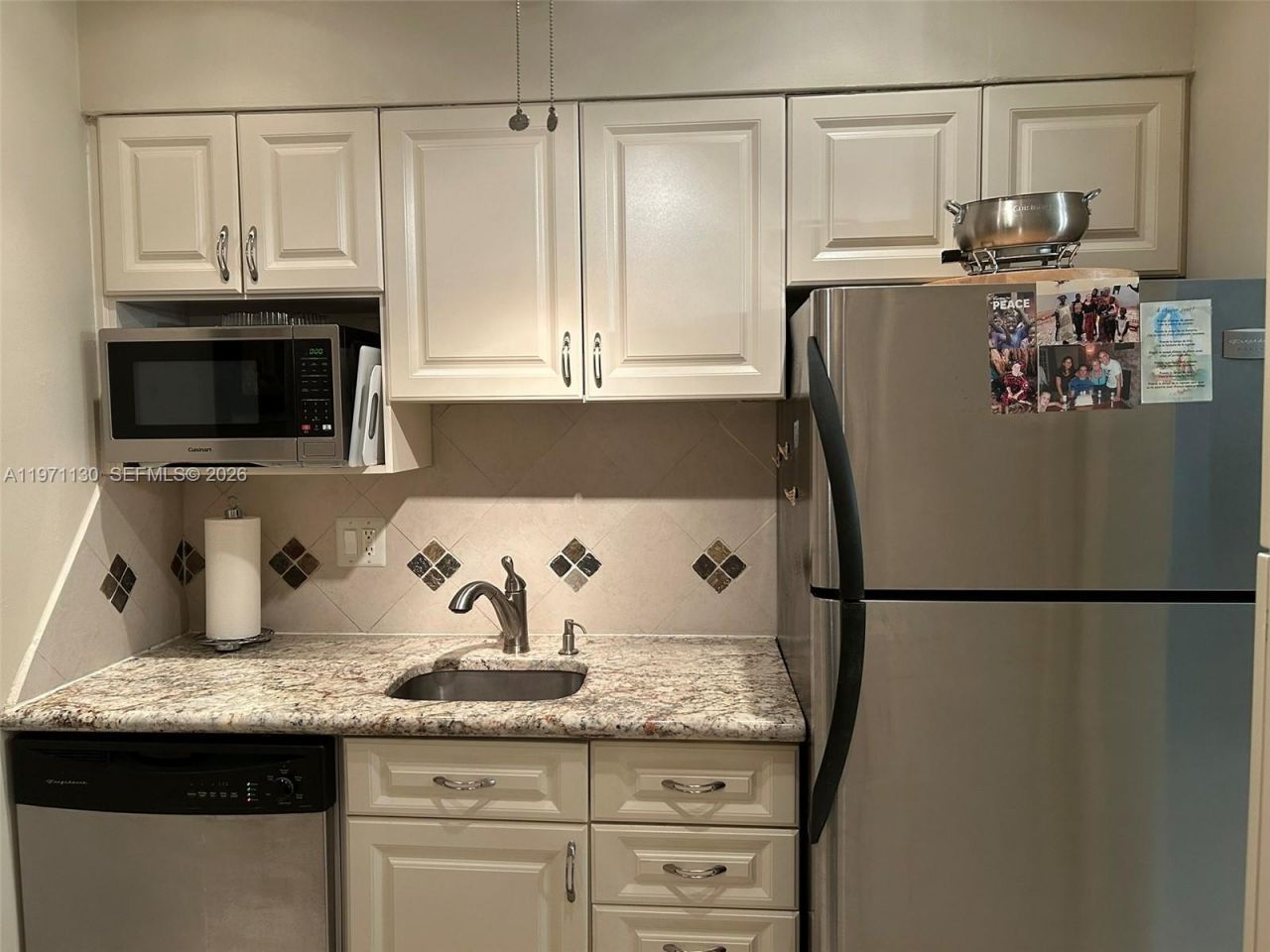 920 SW 11th Ave, Unit 9D, Hallandale Beach, FL 33009 Photo