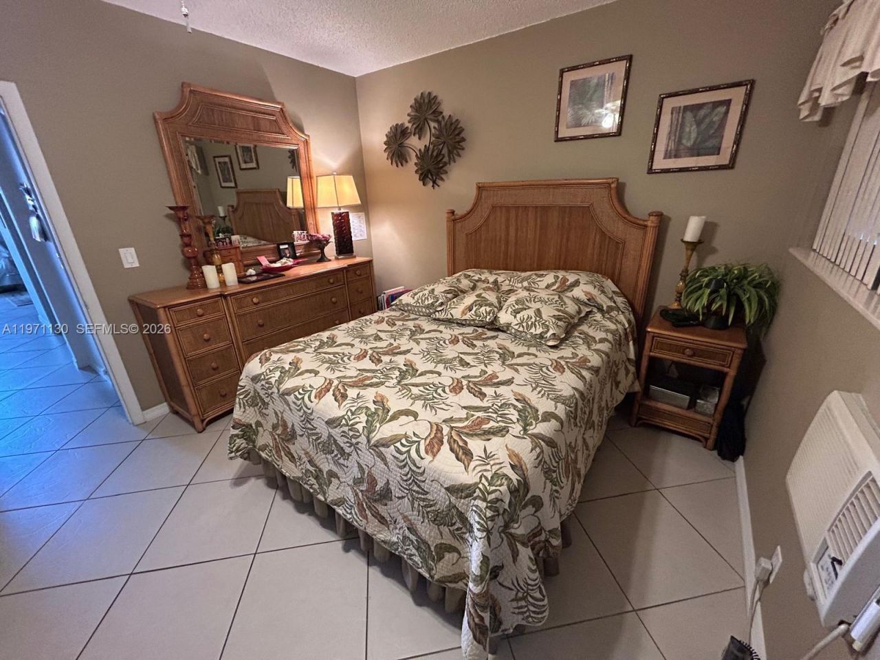 920 SW 11th Ave, Unit 9D, Hallandale Beach, FL 33009 Photo