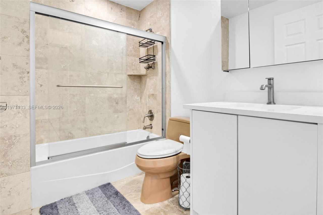 1755 E Hallandale Beach Blvd, Unit PH02E, Hallandale Beach, FL 33009 Photo