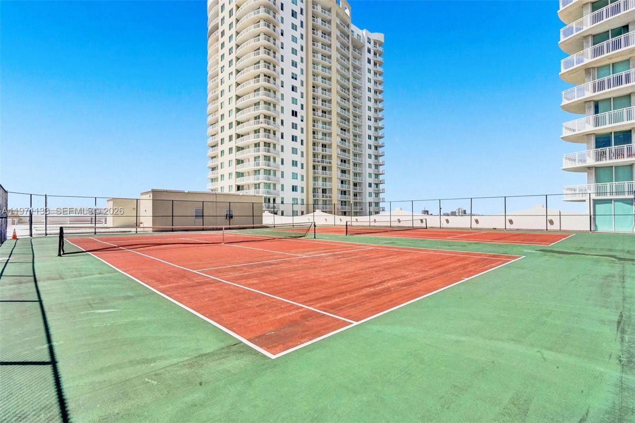 1755 E Hallandale Beach Blvd, Unit PH02E, Hallandale Beach, FL 33009 Photo