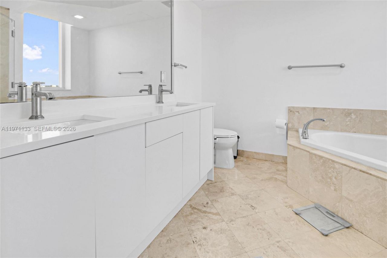 1755 E Hallandale Beach Blvd, Unit PH02E, Hallandale Beach, FL 33009 Photo